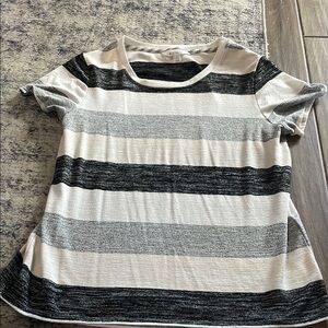 Market & Spruce Gray and Cream Striped Short Sleeve Tee